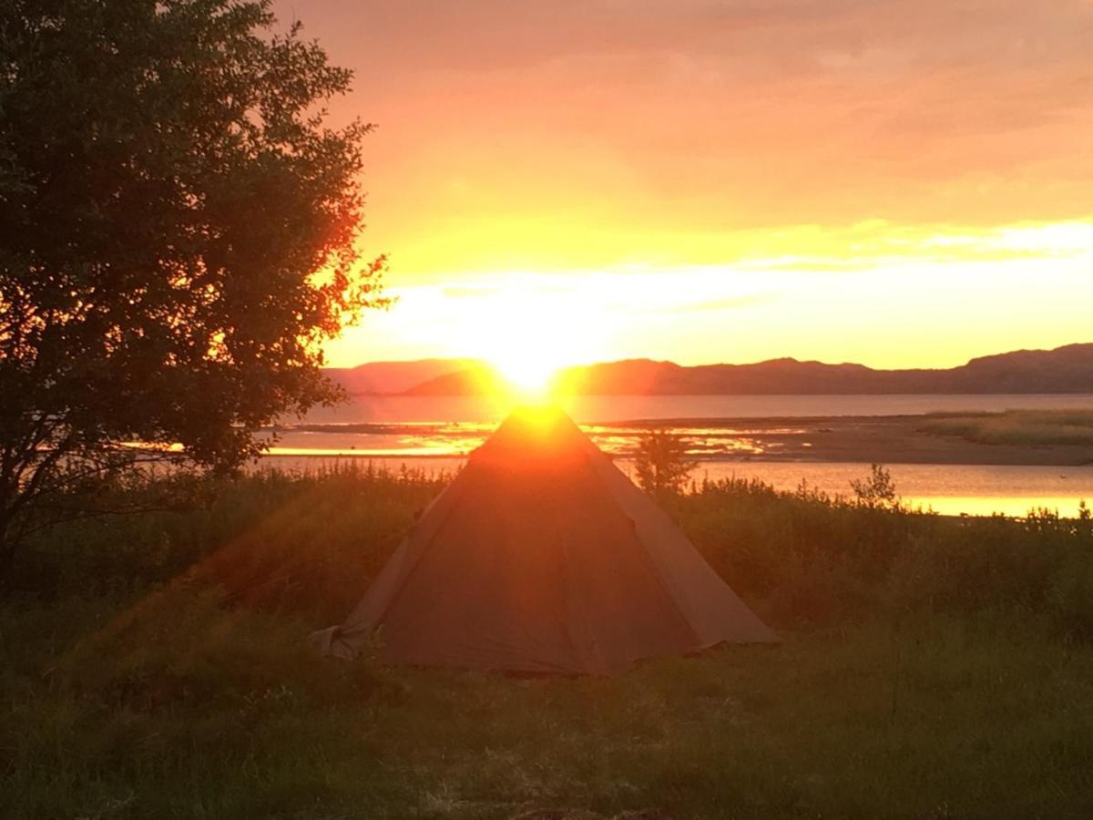 Fjordutsikten Motell & Camping As Lakselv Esterno foto
