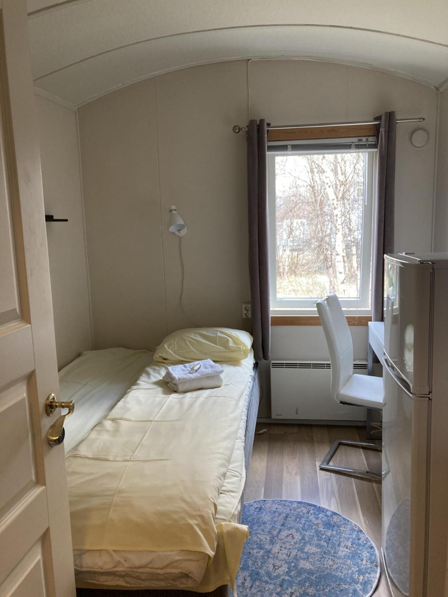 Fjordutsikten Motell & Camping As Lakselv Esterno foto