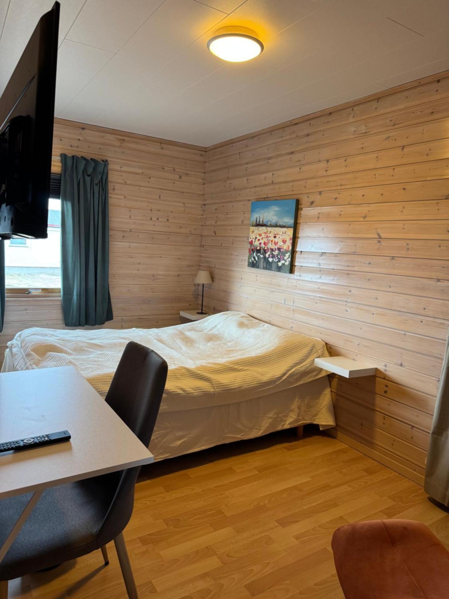 Fjordutsikten Motell & Camping As Lakselv Esterno foto
