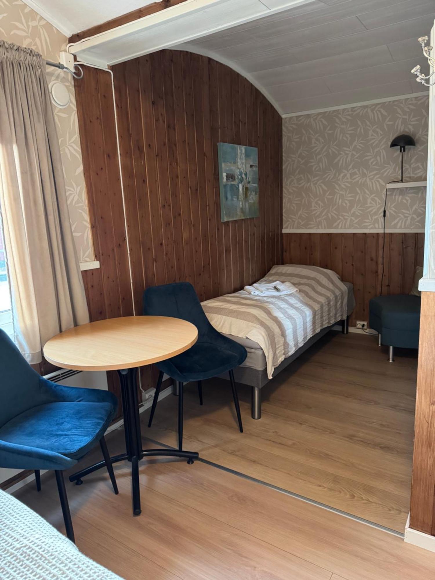 Fjordutsikten Motell & Camping As Lakselv Esterno foto